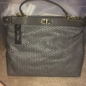 OLIVIA + JOY  HANDBAG NWT. Grey woven